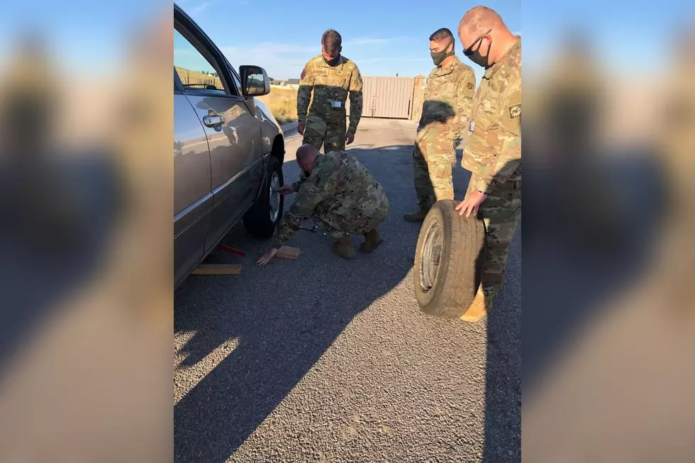 HEROES: National Guard Changes Tire for Person in COVID Test Line